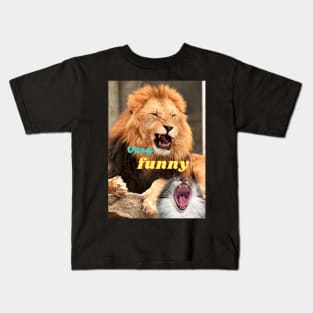 Very funny - cat and lion Kids T-Shirt